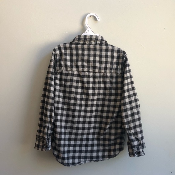 OshKosh button down - Picture 2 of 3